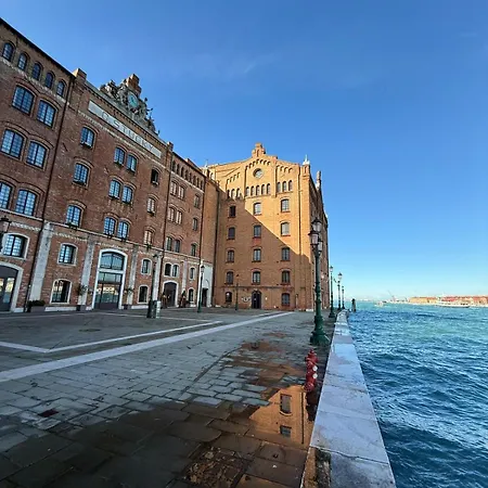 Molino Stucky Chimera - Canal View Lejlighed *